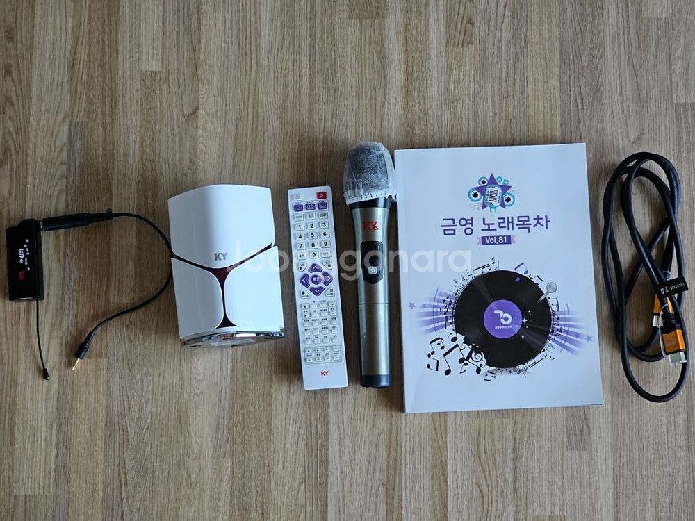 금영 주크5 가정용 노래방 기기팝니다--3