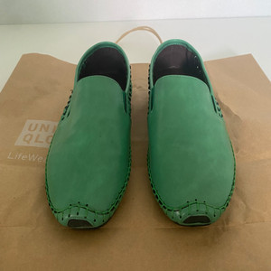 샵페어리 leather color sneakers