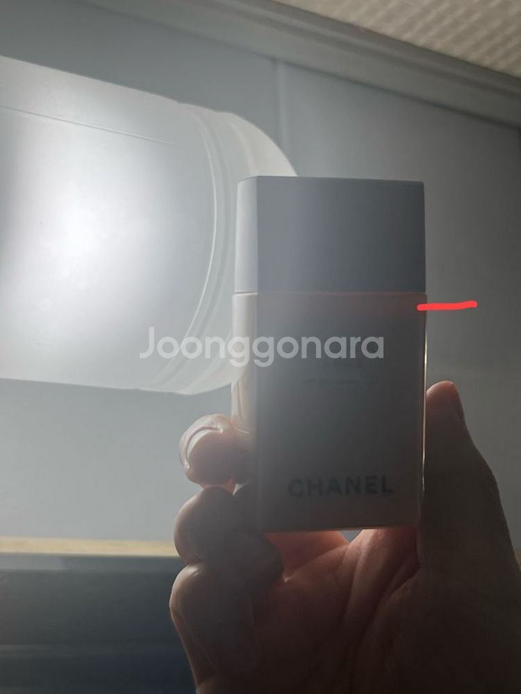 샤넬 르블랑 메이크업 베이스 (복숭아 메베)--2
