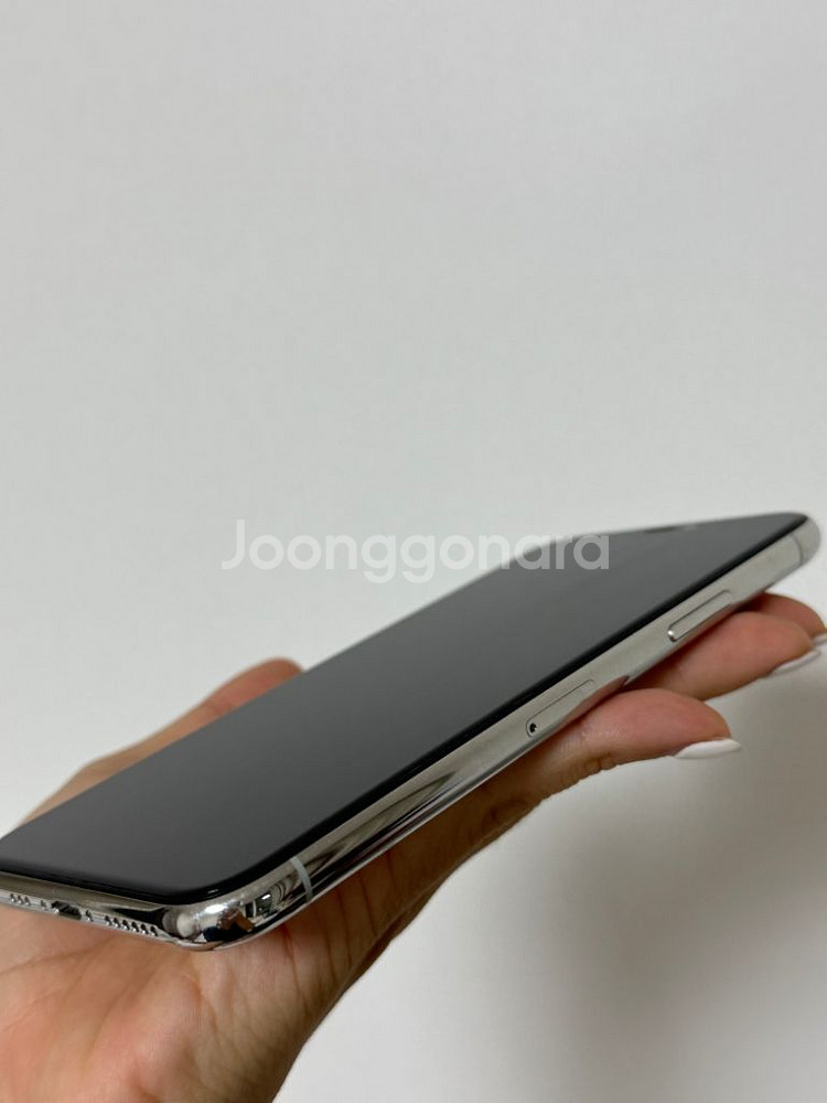 아이폰 11pro 256GB 배터리성능 83%--4