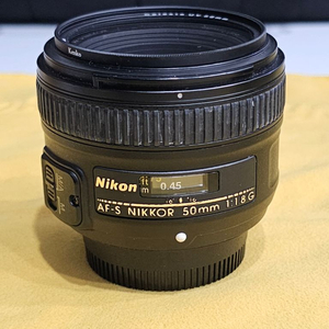 니콘 50mm f1.8G 렌즈