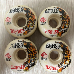 Bones 54mm 103A 스케이트보드 휠