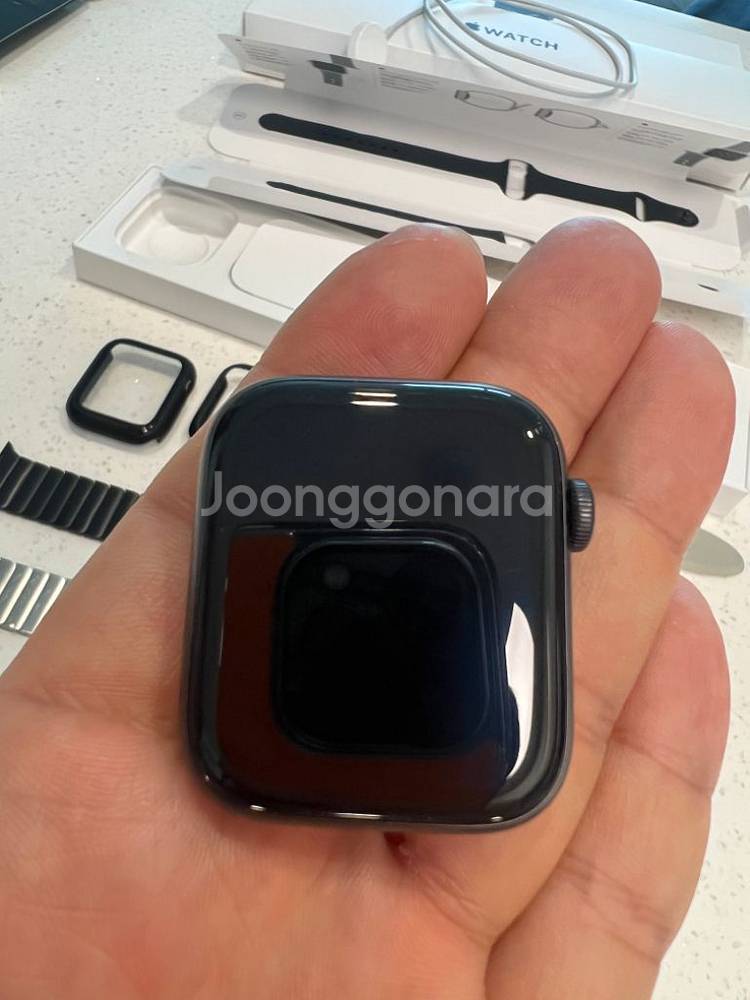 애플워치se 44mm GPS 스페이스그레이 풀박스팝니다--3