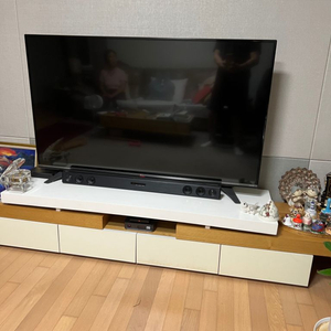 LG 60인치 TV with 사운드바