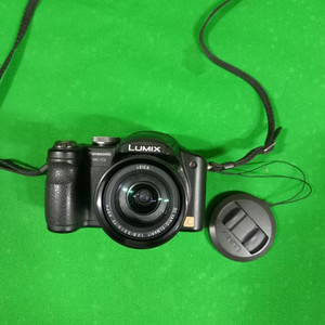 OLYMPUS SP560 디지털카메라