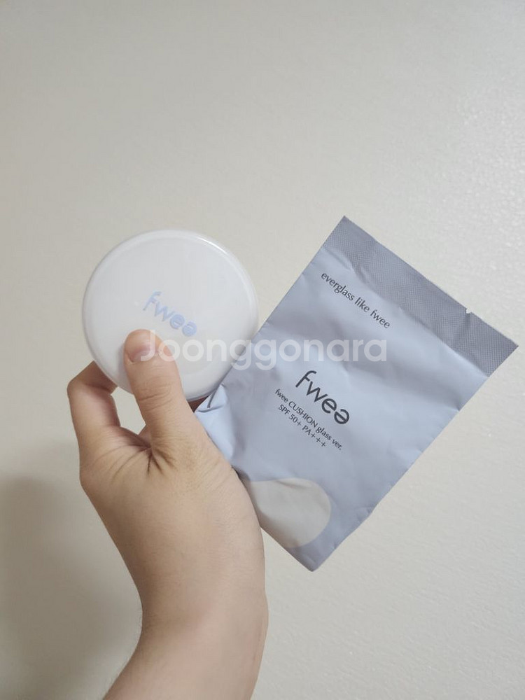 퓌 쿠션 1.5호 팔아요 (본품+리필)--0