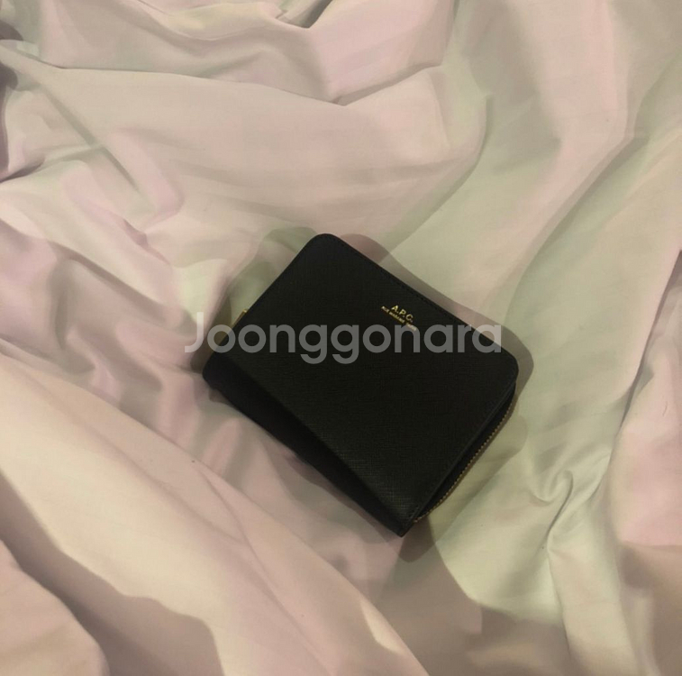 아페쎄 컴팩트 로고 반지갑--0