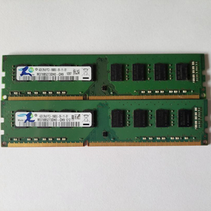 DDR3 4GB 10600U 2개 판매합니다