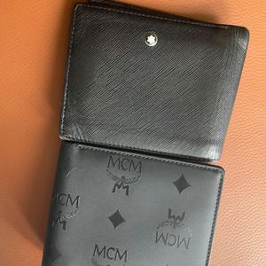 MCM 몽블랑 지갑 팔아요