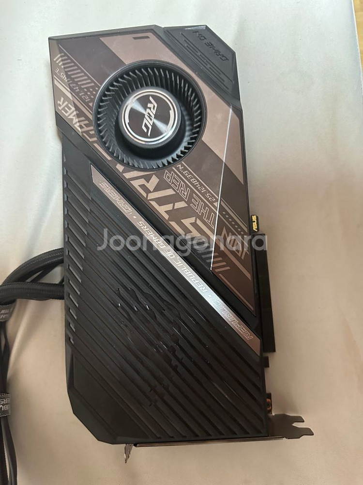 asus rog strix 6800xt lc 수냉--6