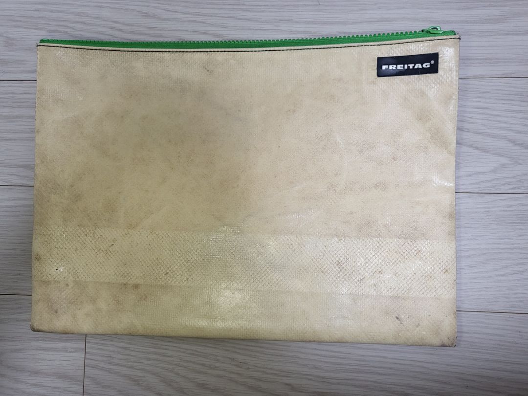 FREITAG 프라이탁 클러치