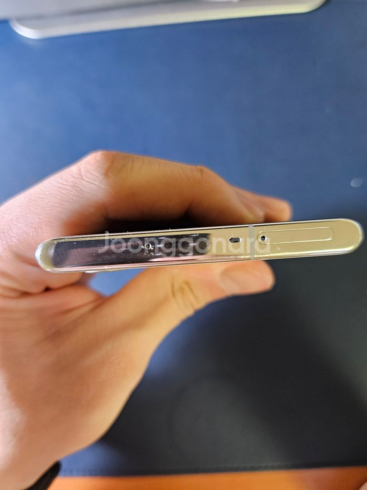 갤럭시노트10 흰색 256g s급 팝니다(정상해지)--3