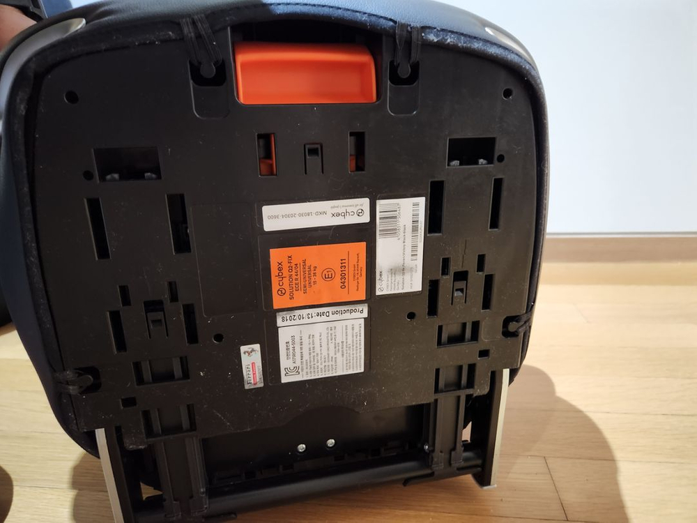 싸이벡스 솔루션 큐2픽스 주니어 카시트--3