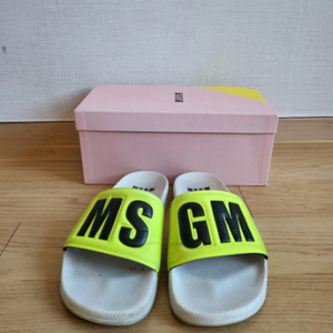 msgm 명품슬리퍼