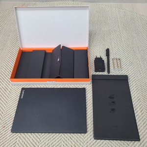 레노보 요가북(노트북, 테블릿)YB1-X91F윈도우버전