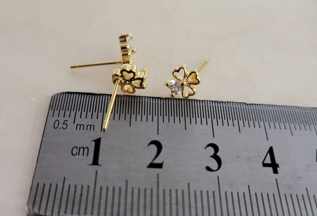 네잎클로버 귀걸이포스트 56개 일괄--1