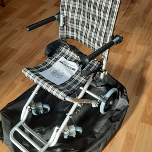 탄탄 여행용 초경량 휠체어