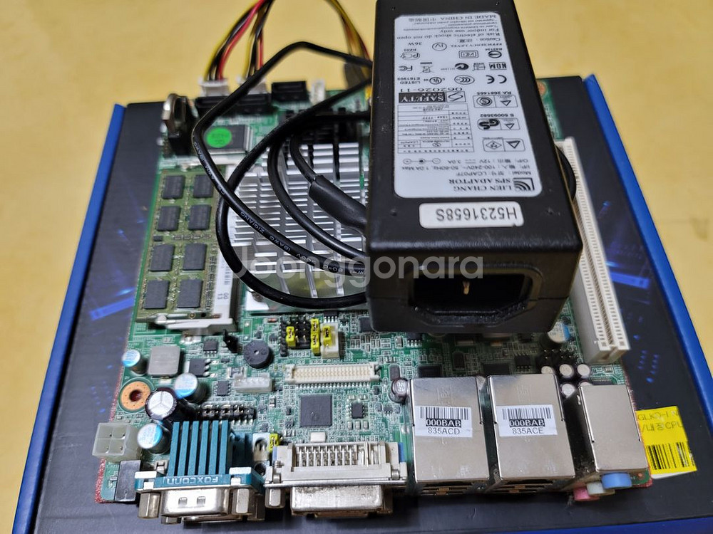 어드벤텍 mini itx 메인보드 AIMB-213--0