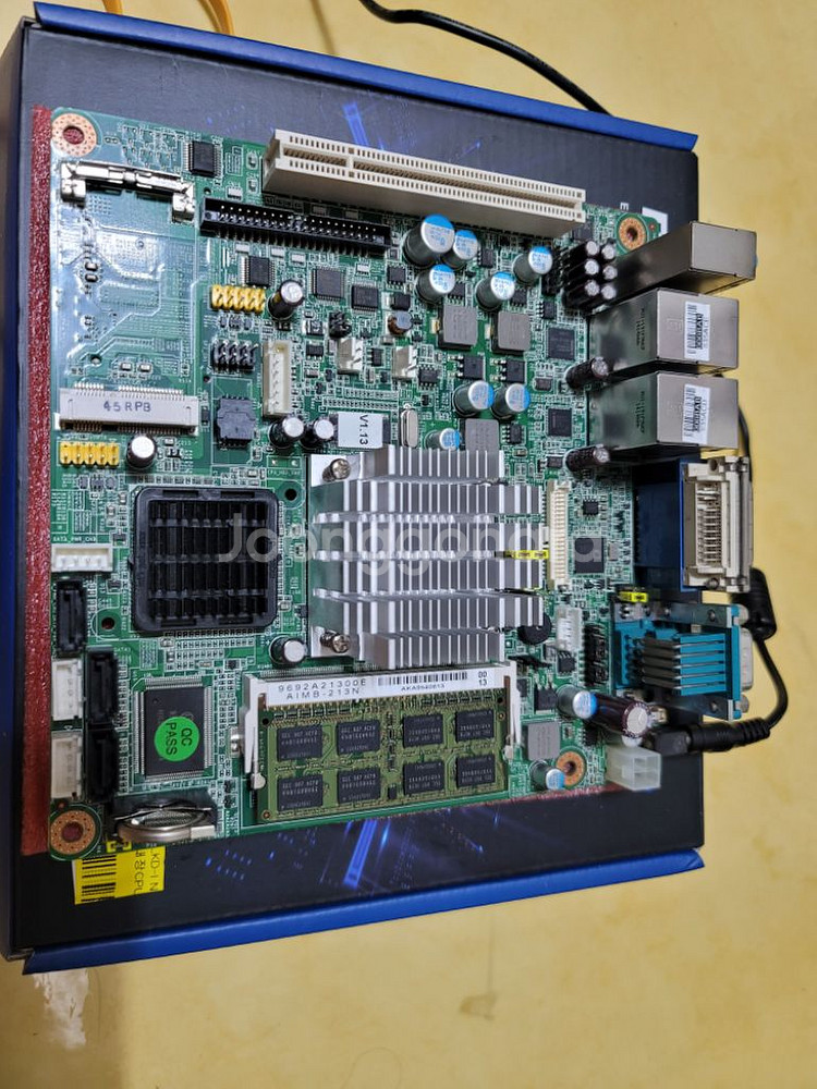 어드벤텍 mini itx 메인보드 AIMB-213--3