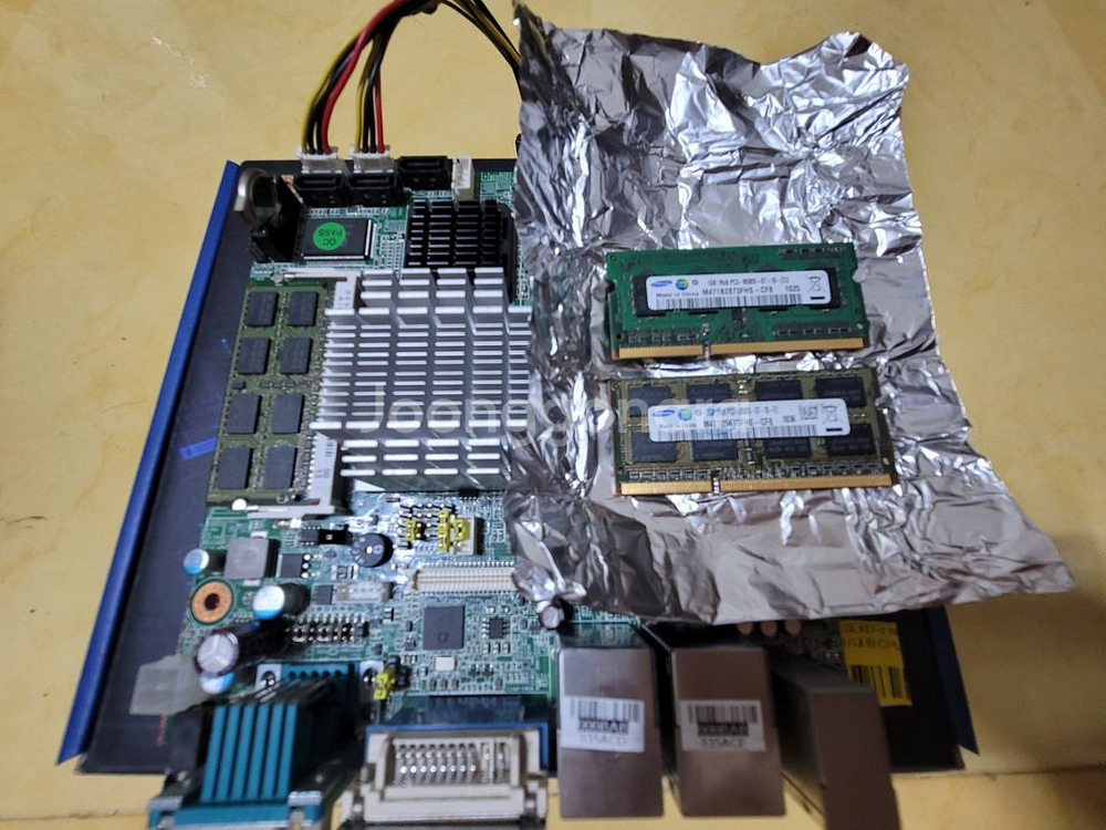 어드벤텍 mini itx 메인보드 AIMB-213--1