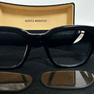 [풀구성]젠틀몬스터 뿔테 변색 선글라스 안경