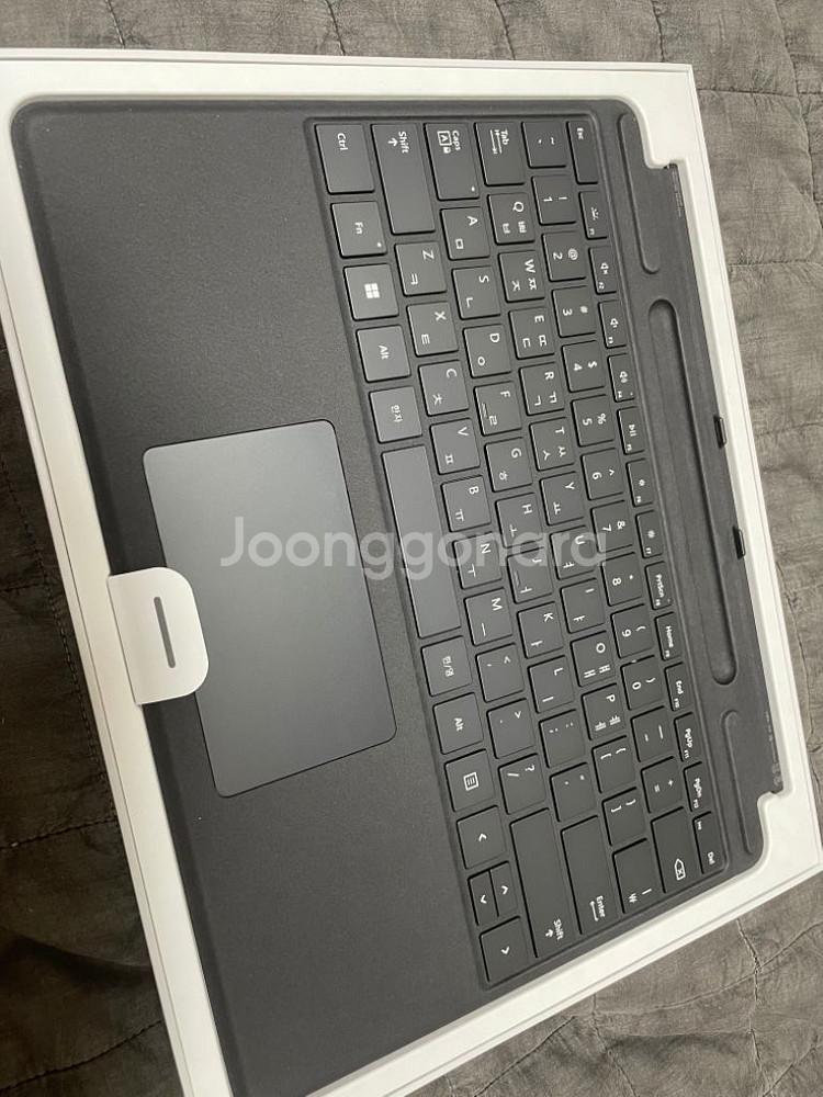 서피스 프로9 i7 512 모델 팝니다.--2