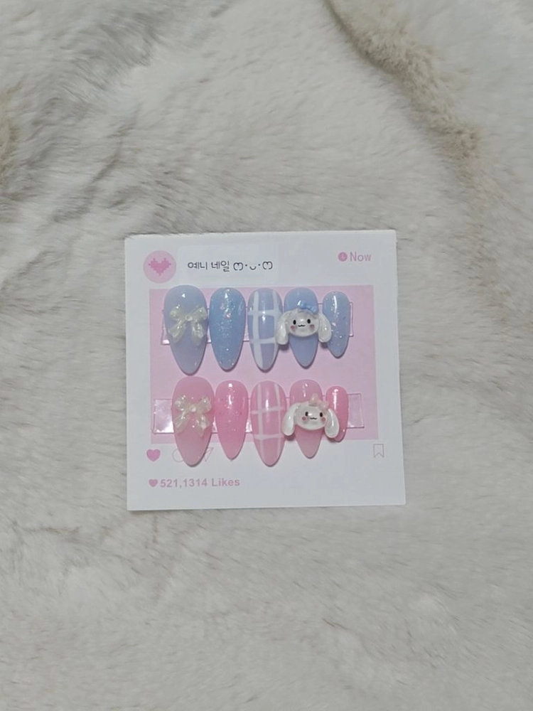 [수제네일팁] 산리오 시나모롤 네일팁 이미지