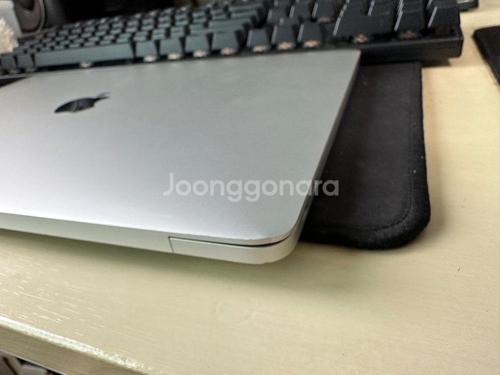 맥북프로 13인치 2017 인텔2.3gHz 램8G 25--2