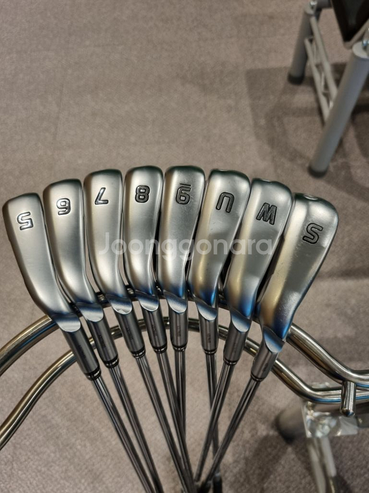 2달전 구매, 상태좋은 G425 아이언세트 R flex--0