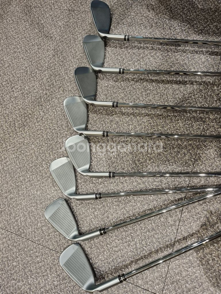 2달전 구매, 상태좋은 G425 아이언세트 R flex--6