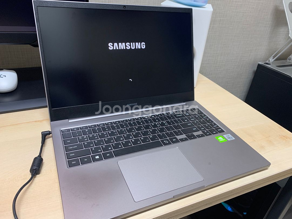 삼성노트북 플러스NT550 XCR-GD5A MX-250--3