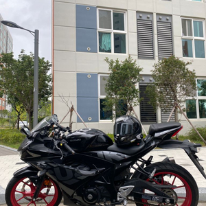 개인)경산 21년식 6천키로 스즈키gsxr125 블랙