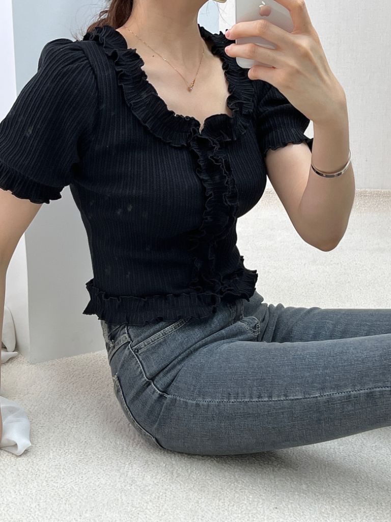 (새상품) 퍼프 소매 프릴 블랙 가디건