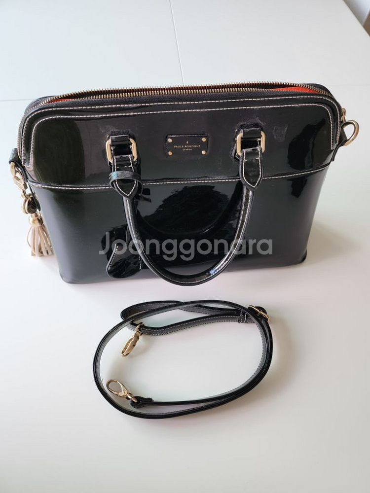 폴스부띠끄 크로스백 판매 합니다--0