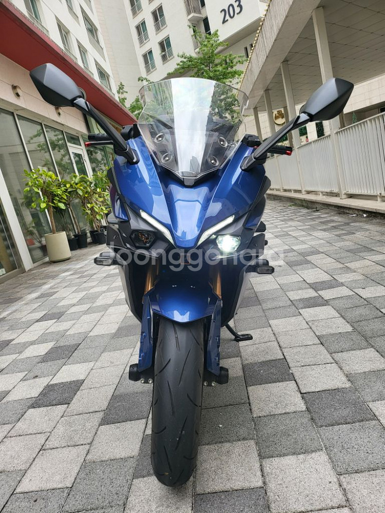 스즈키 GSX-S1000GT--2