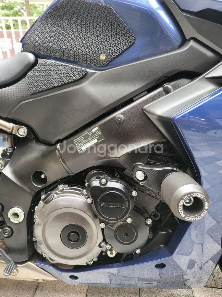 스즈키 GSX-S1000GT--9