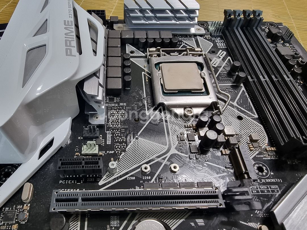 i9 9900kf asrock prime z370-a--1