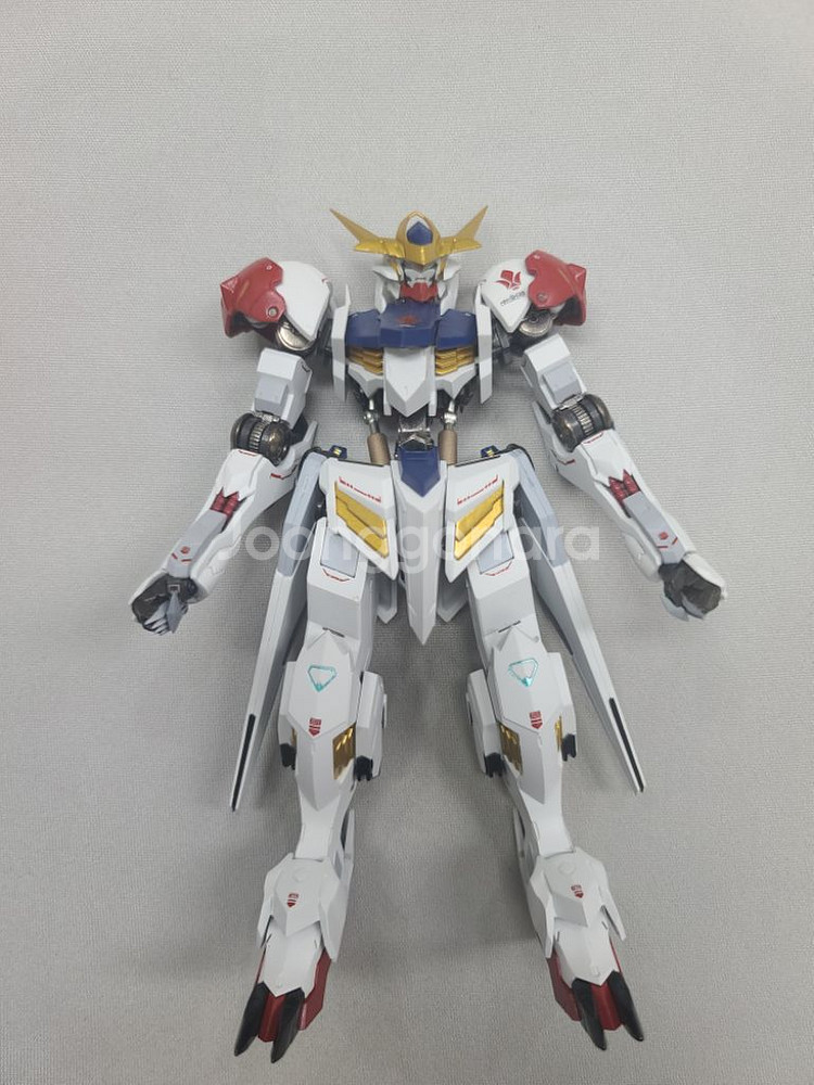 메탈로보트혼 윙건담제로, 발바토스--1