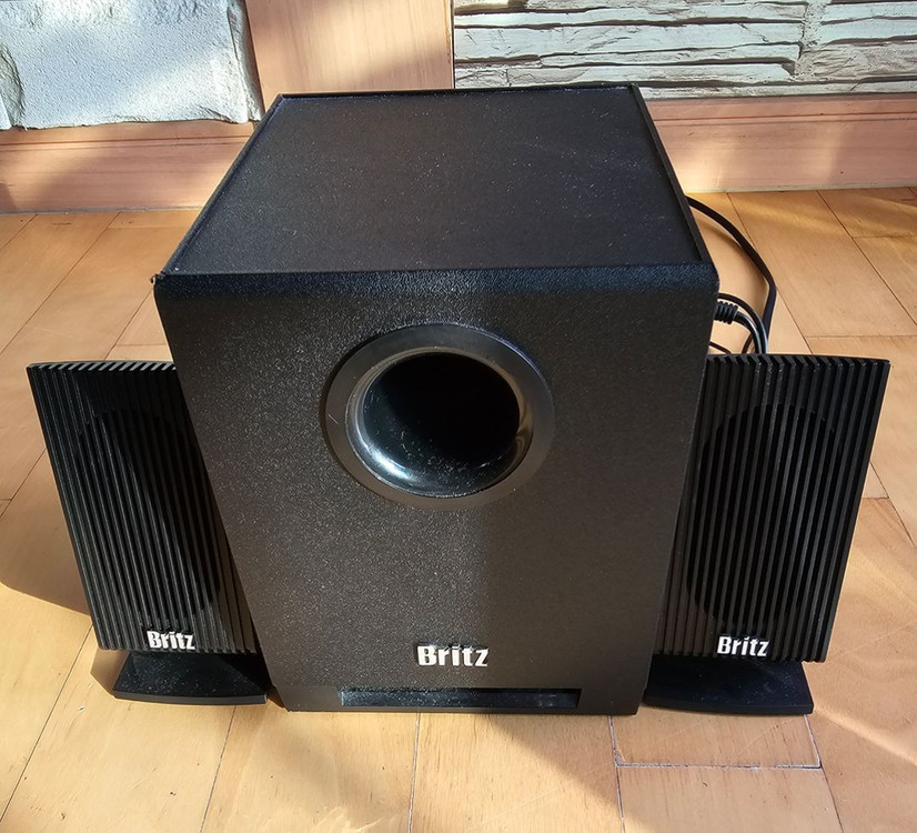 컴퓨터 본체 모니터 스피커팝니다--6