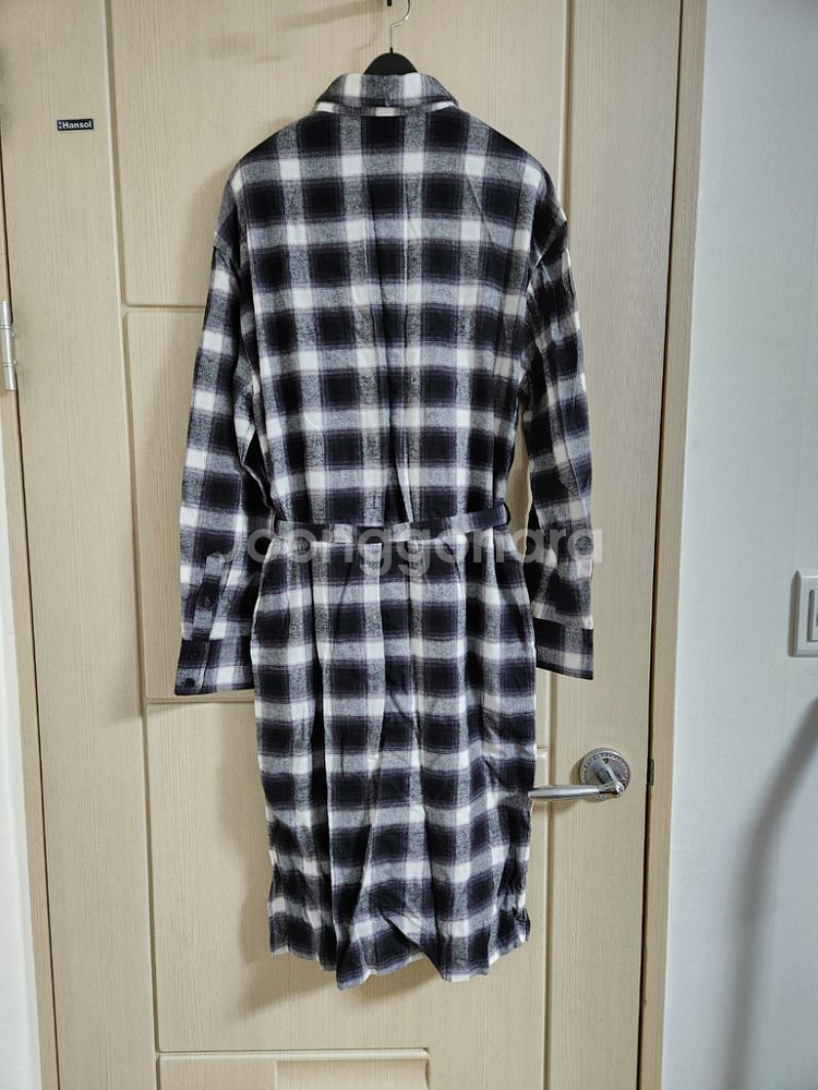 새제품-체크 롱셔츠 원피스 피치기모--3