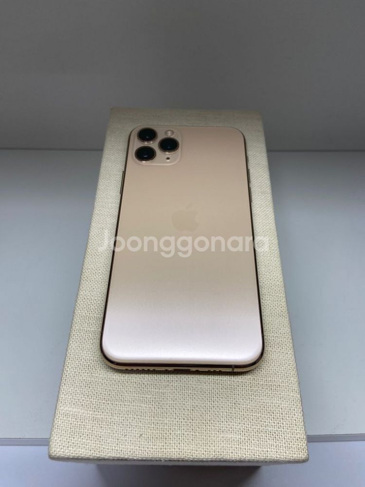 아이폰11pro 64G 골드 성능83% 상태좋음--2