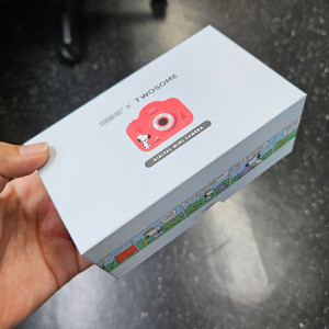 투썸 X스누피 콜라보 카메라