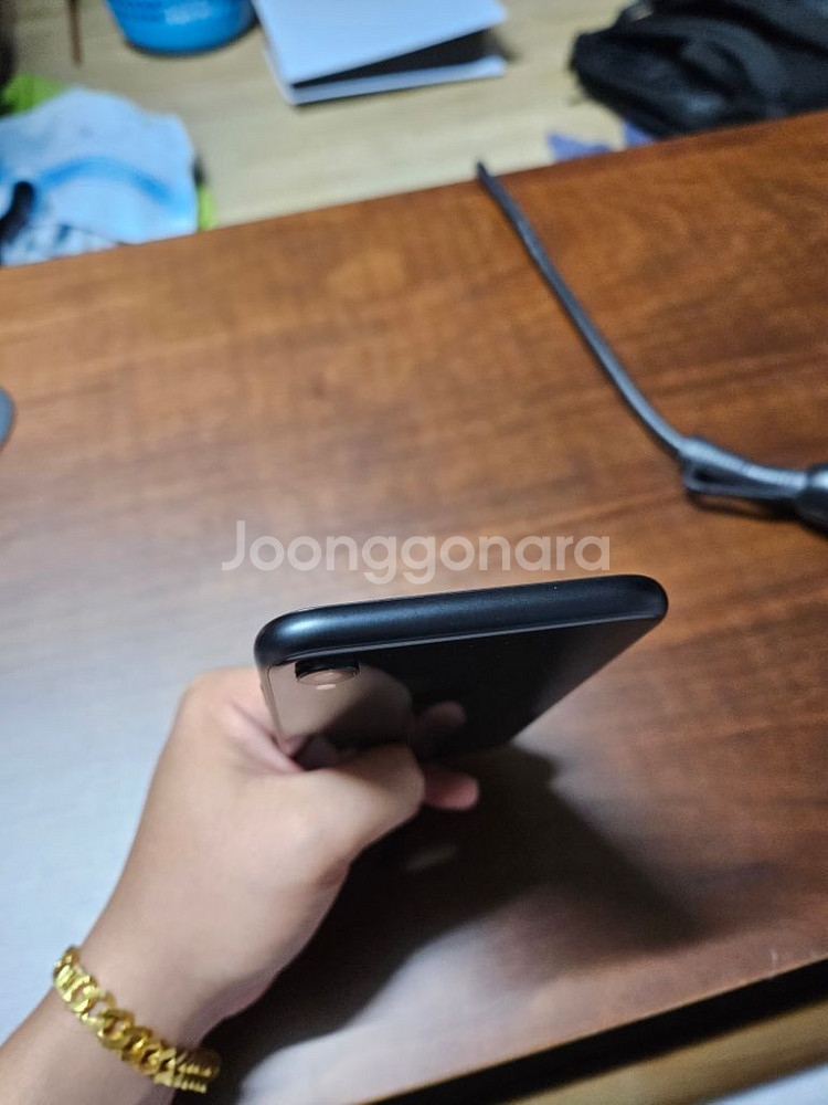 아이폰xr 128g 블랙--4