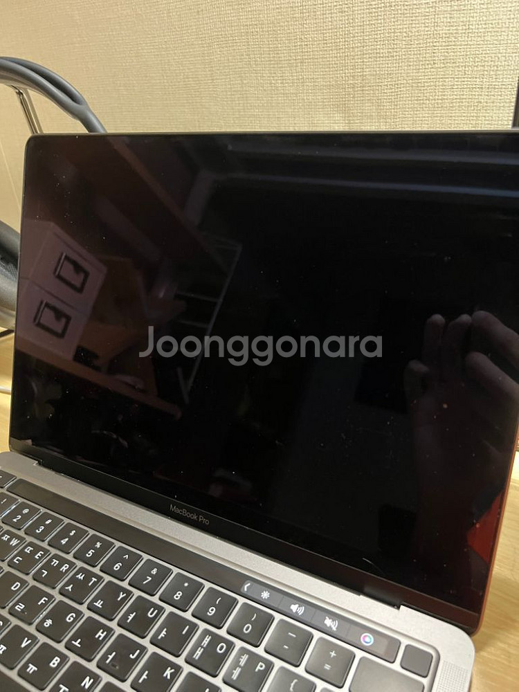 M1 맥북프로 13인치 16GB RAM 1월 리퍼--2