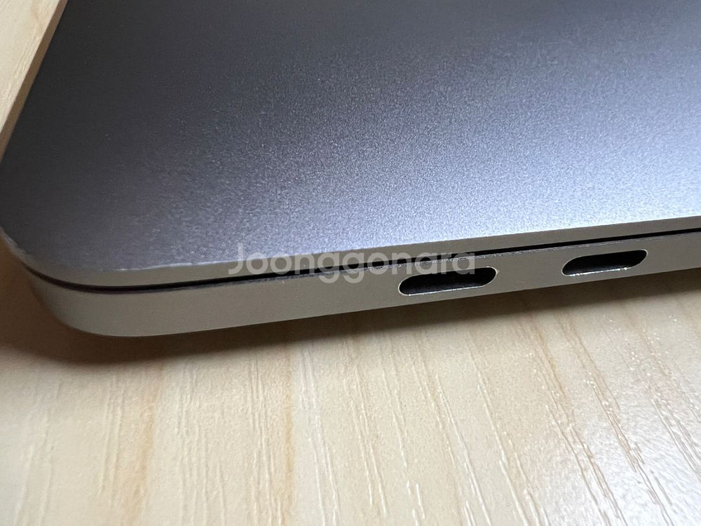 M1 맥북프로 13인치 16GB RAM 1월 리퍼--7