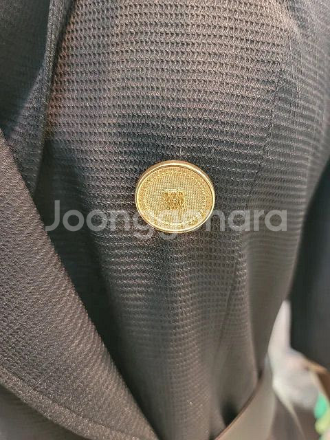 새옷) 모조에스핀 더블버튼 벨트 포인트 반팔 정장원피스--7