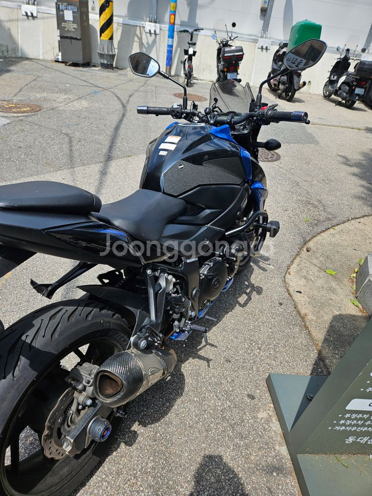 스즈키 GSX-s750--4