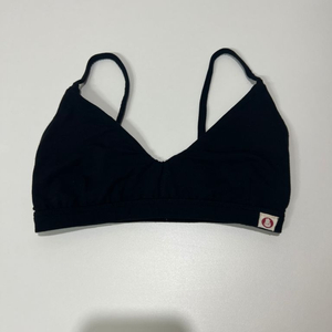 부디무드라 One-tone bra top