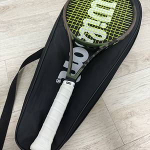 윌슨 블레이드 v8 100L 285g 테니스라켓