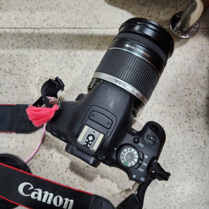 캐논 Eos 700D EFS 18-200 is